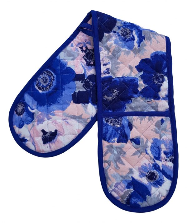 blue floral oven gloves