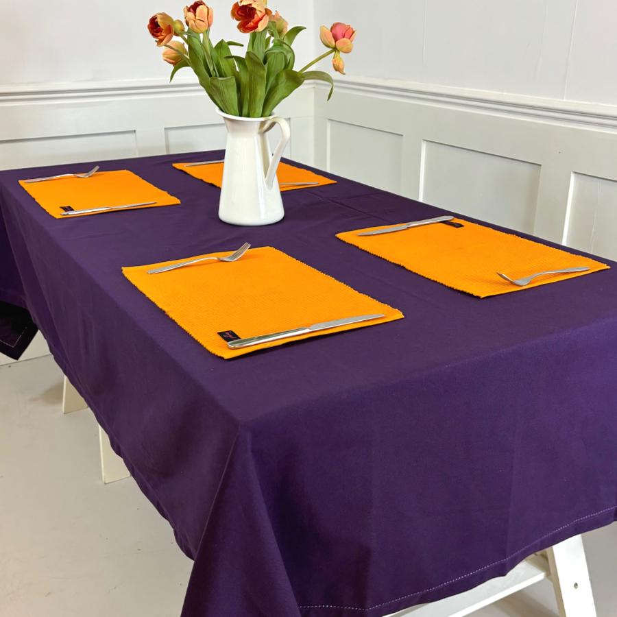 purple tablecloth