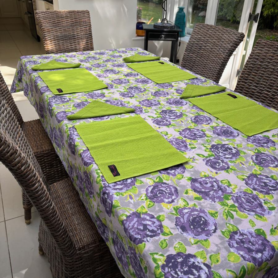 purple rose tablecloth